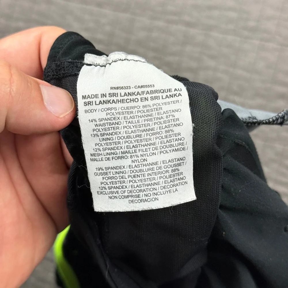 Nike Dri-FIT Womens Small Running Shorts Black Zipper Pocket Athletic Active